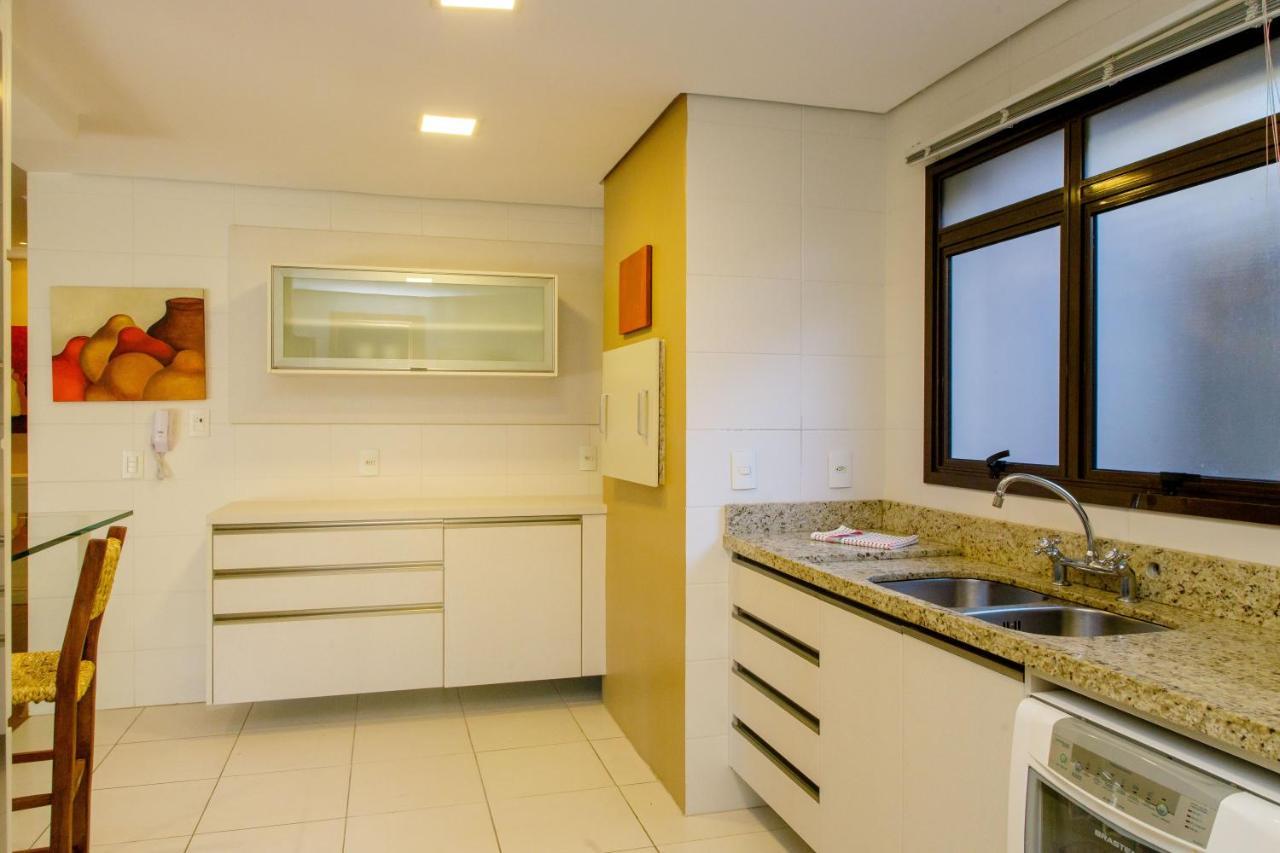 Apartamento super agradável no centro de Gramado Esterno foto
